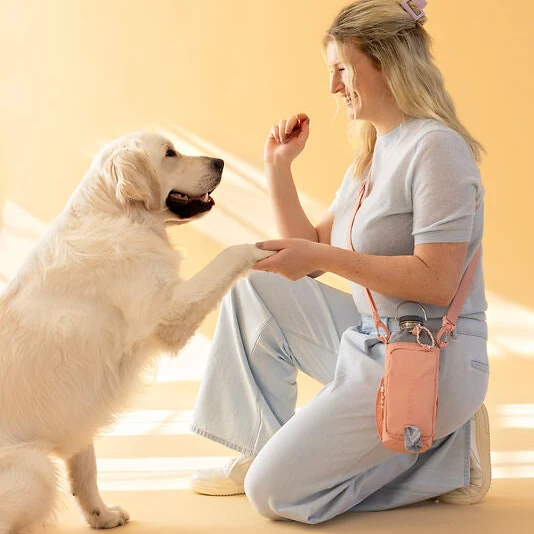 Flaschen- und Leckerlitasche Boudi Peach