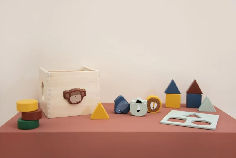 Steckspiel ANIMALS Holz für Kinder von Trixie