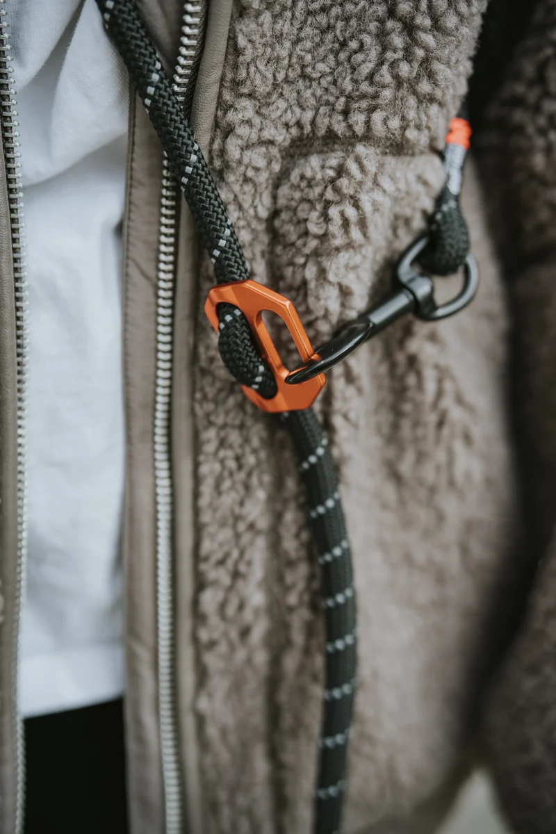 Rock adjustable Leash