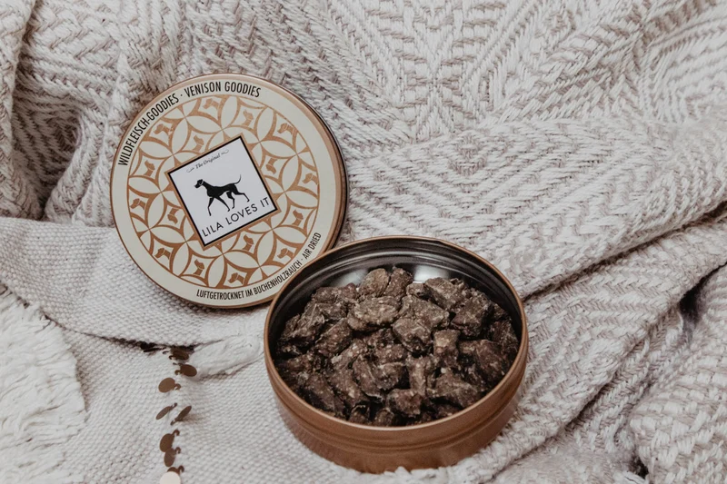 Wildfleisch Goodies & Dose