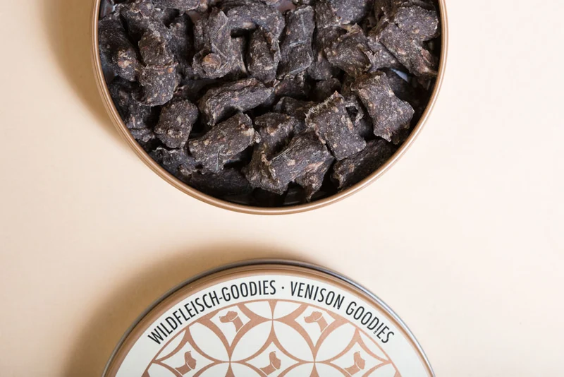 Wildfleisch Goodies & Dose