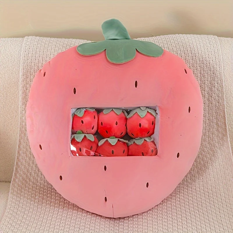 Kawaii Plüschies gefüllt mit Mini Plüschies (Karotte, Erdbeere, Panda etc.)