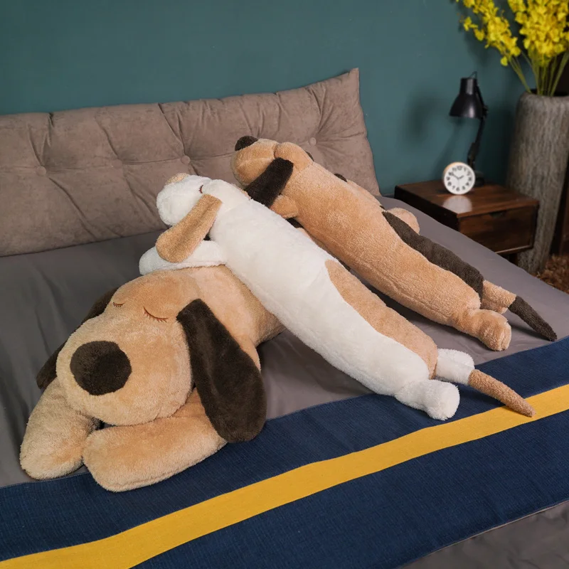 Extragroßer niedlicher schlafender Hund XXL Kuscheltier