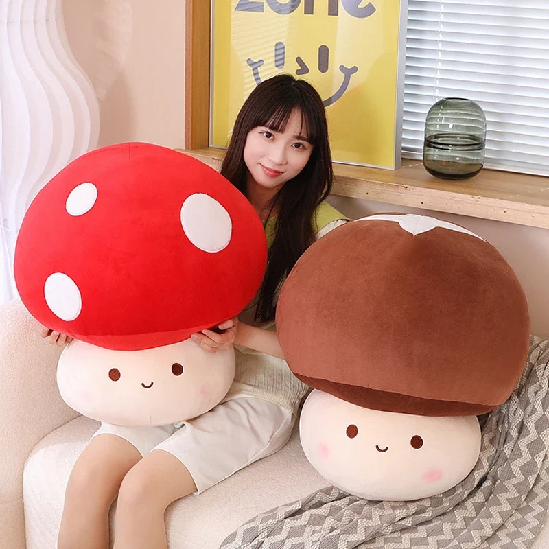 Kawaii Plüsch Pilz (ca. 23, 30 oder 60cm)