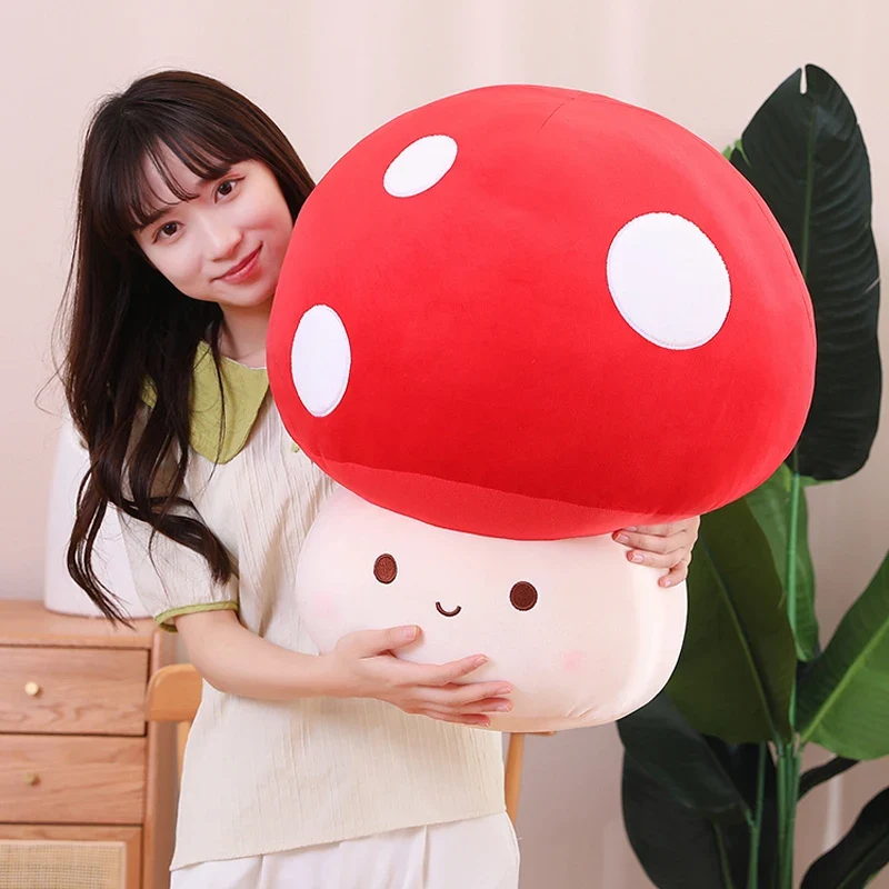 Kawaii Plüsch Pilz (ca. 23, 30 oder 60cm)