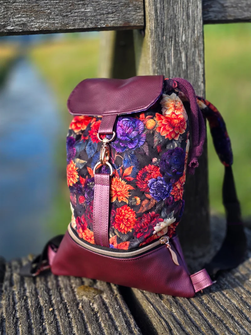 Steppsamt mit Punktprägung Samos Blumen - Design 1