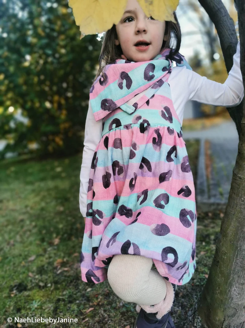 Double Slub Musselin Leo Print by Hip Som Hap