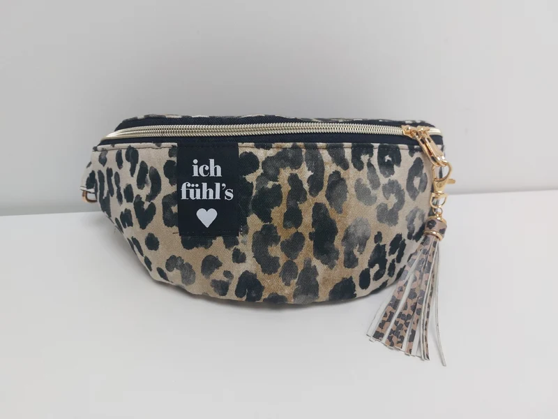 Canvas Digital Leopard