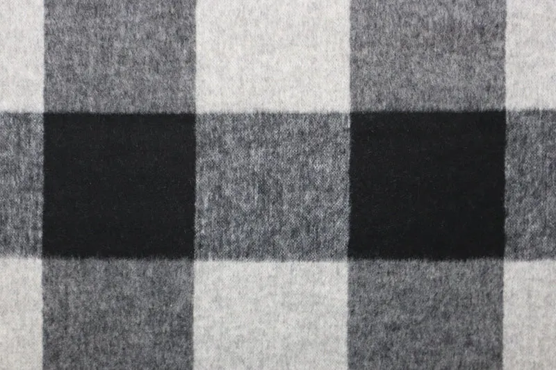 Woll-Jacquard Black Check