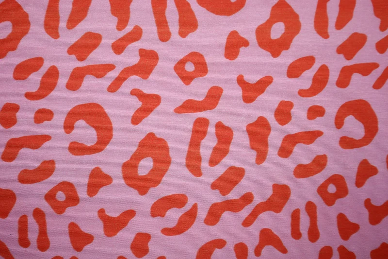 Dekostoff Leo Liebe - hellrot/rosa