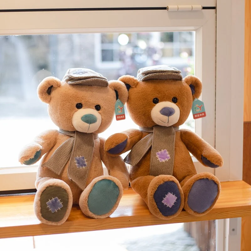 Lieblicher Brauner Teddybär mir Mütze und Schal 35/45/55cm