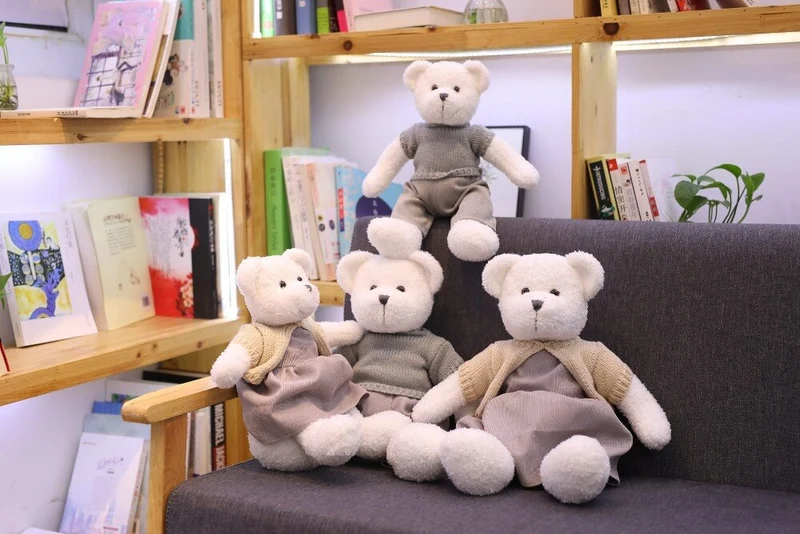 Liebliche Teddys mit Kleidung Kuscheltiere - 40cm / 50cm