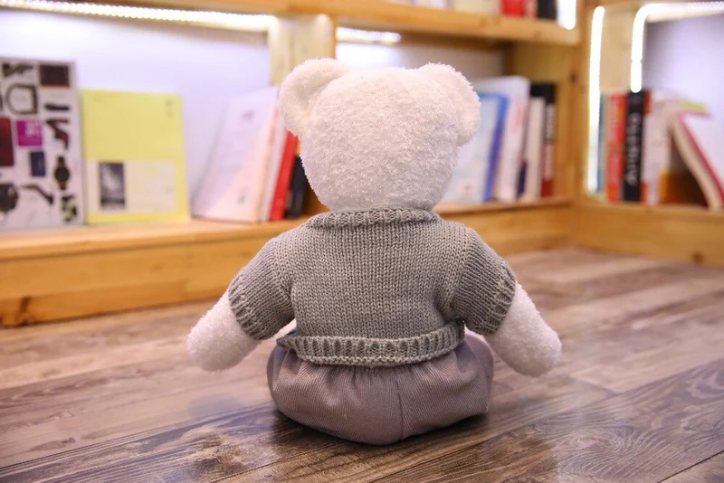Liebliche Teddys mit Kleidung Kuscheltiere - 40cm / 50cm