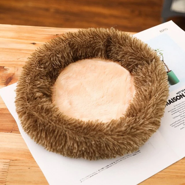 Niedlicher Sperling Stofftier mit Nest