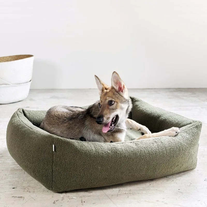 Hundebett Teddy Bouclé Ortho oder Classic Green