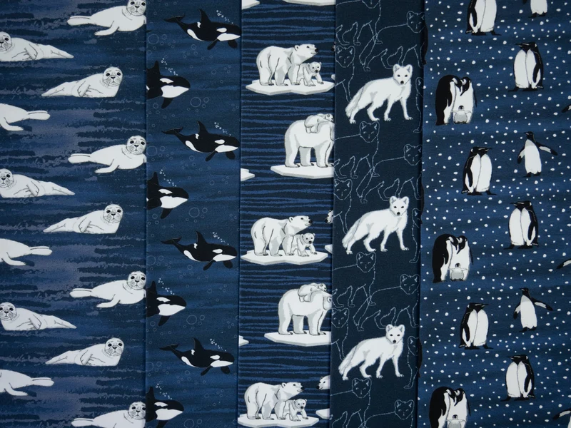 Baumwolljersey Arctic Animals by JaTiJu - Eisbären