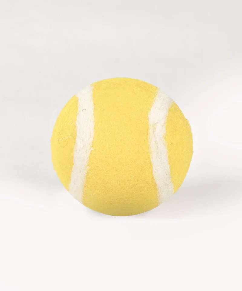 BUDDY. Hundespielzeug aus Schafwolle "Tennisball"