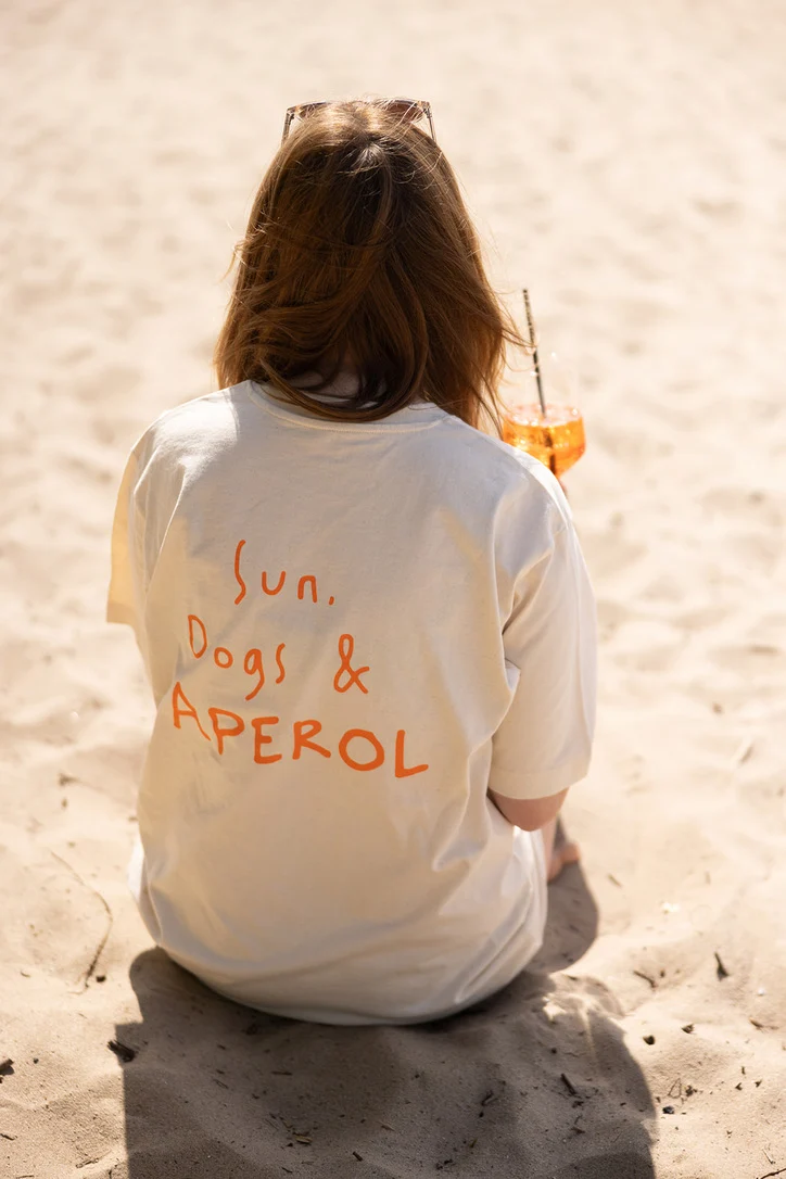 T-Shirt "Sun, Dogs & APEROL" Natural