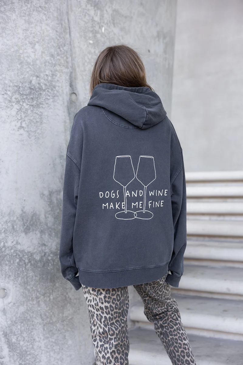Oversize Hoodie "DOGS AND WINE" Vintage