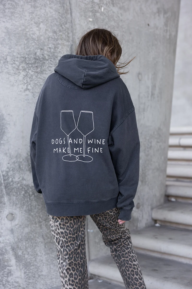 Oversize Hoodie "DOGS AND WINE" Vintage