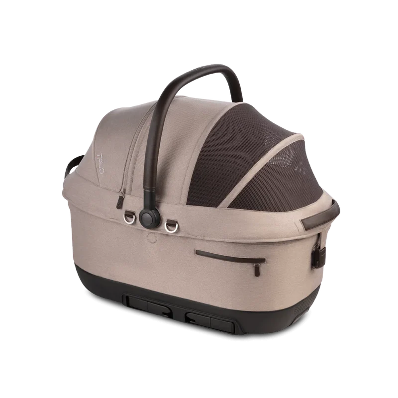 Isofix Autositz & Transportbox Maeve™ iso6x Wind Tavo | Integriertes Belüftungssystem | für Hunde bis 18 kg | GREENGUARD-Gold-Zertifizierung | Fawn