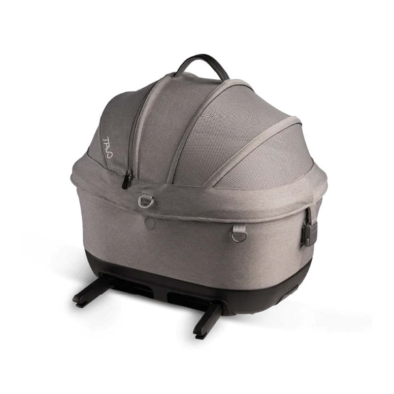 Isofix Autositz & Transportbox Maeve™ iso5x von Tavo für Hunde bis 13.6 kg | GREENGUARD-Gold-Zertifizierung | Farbe: Merle