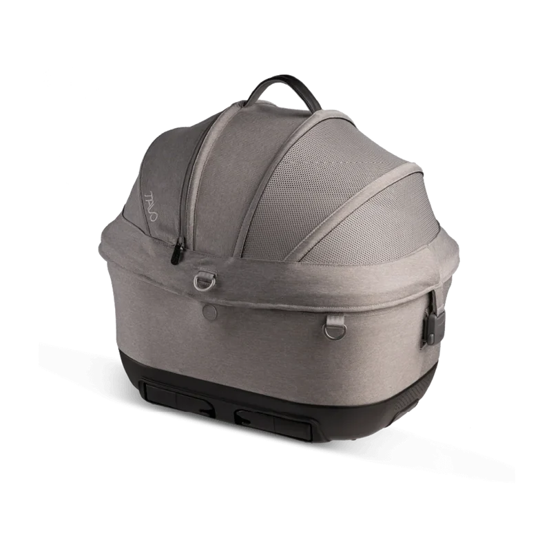 Isofix Autositz & Transportbox Maeve™ iso5x von Tavo für Hunde bis 13.6 kg | GREENGUARD-Gold-Zertifizierung | Farbe: Merle