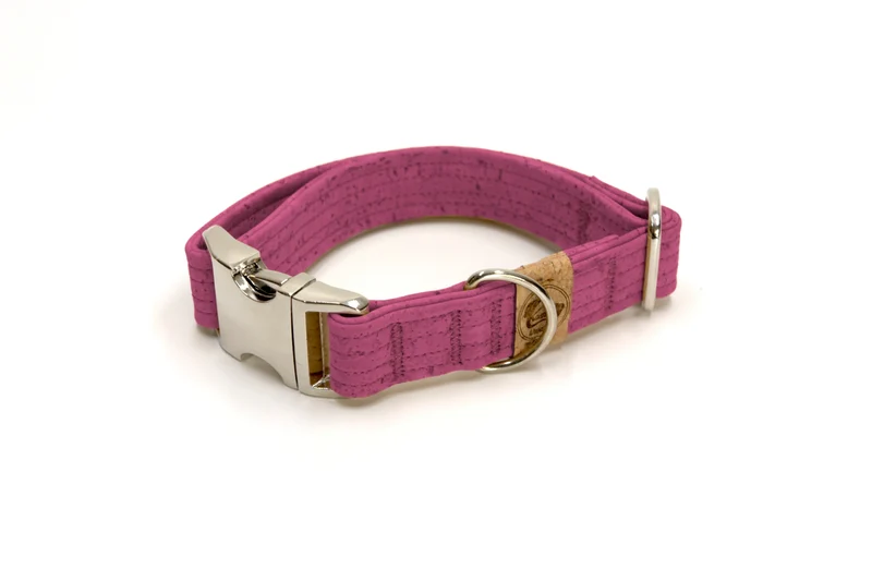 Hundehalsband mit Klickverschluss | Korkleder | Umweltfreundlich | Robust & Vegan | Pink | Beschläge wählbar