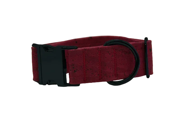 Hundehalsband mit Klickverschluss | Korkleder | Umweltfreundlich | Robust & Vegan | Dunkelrot/Schwarz