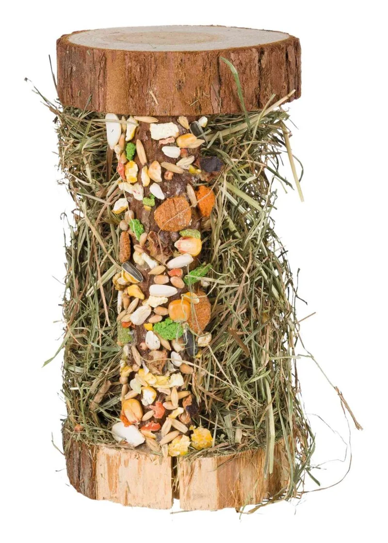 Holzturm mit Bergwiesenheu
