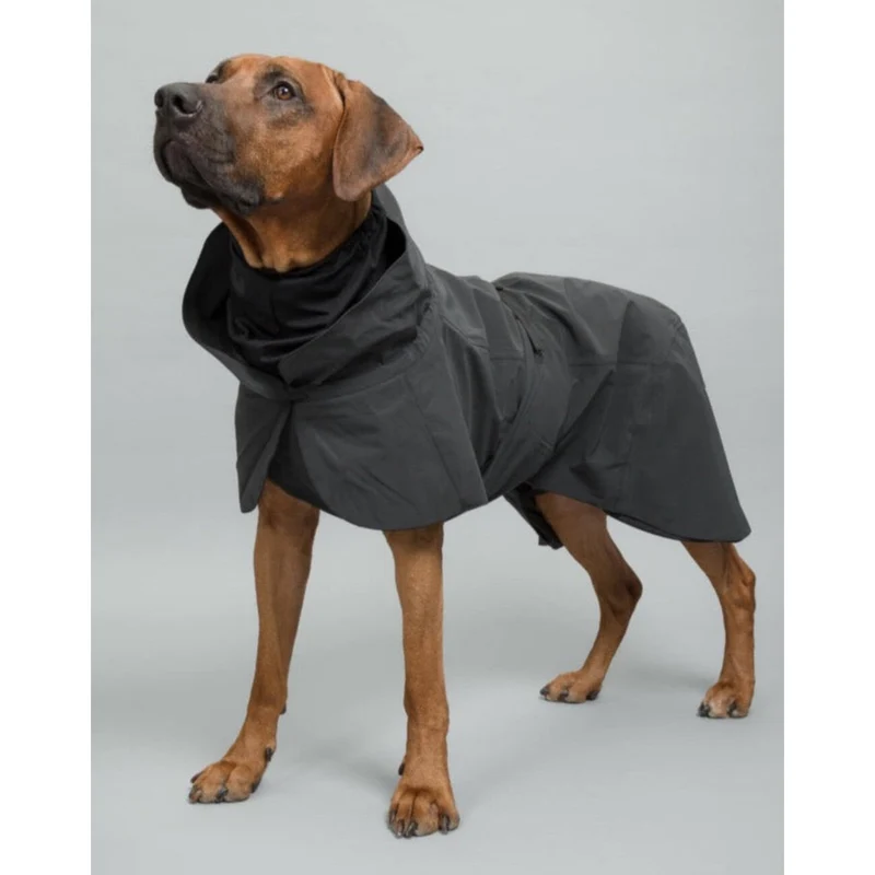 PAIKKA Visibility Raincoat Dark – reflektierender Hunderegenmantel