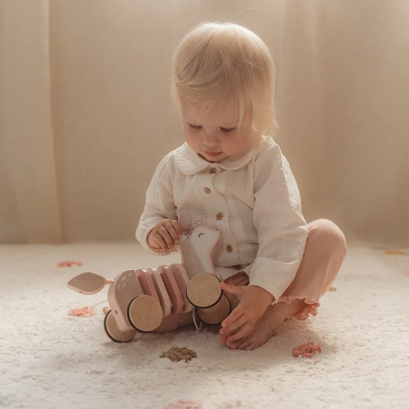 Holz-Reh zum Ziehen – Fairy Garden
