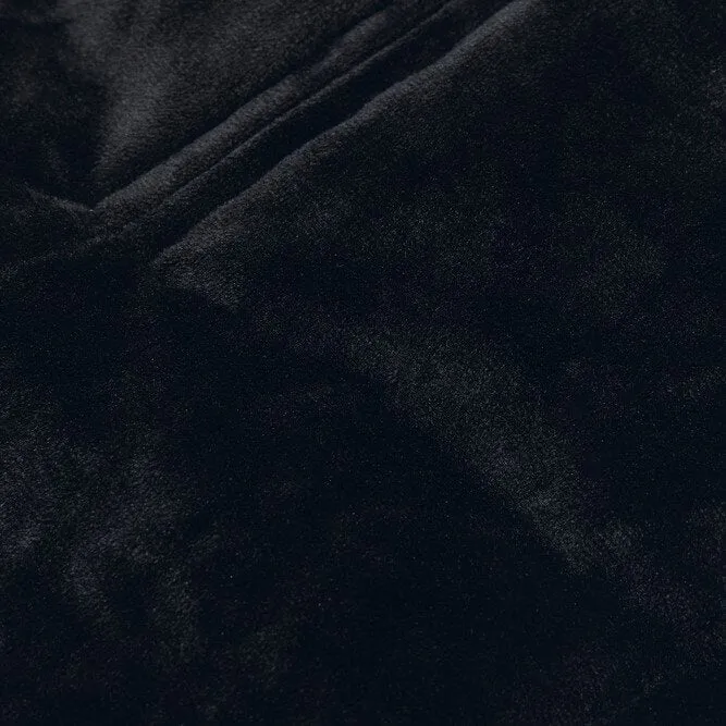 Designed by Lotte Hundemantel Zhanti – Warm, wasserfest & stylisch
