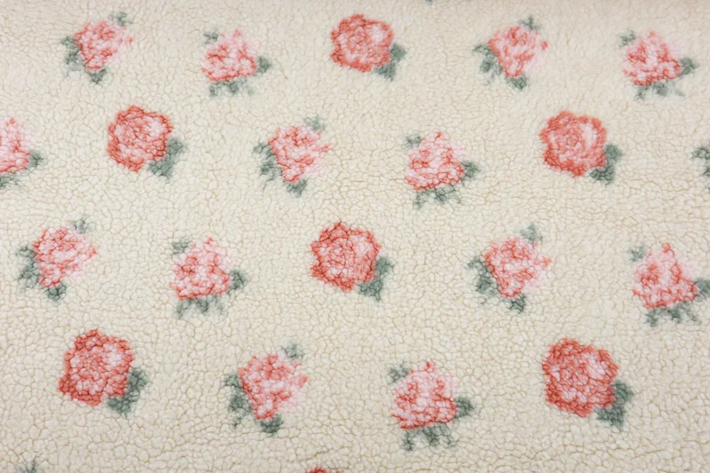 Teddy Stoff Jacquard Cute Roses
