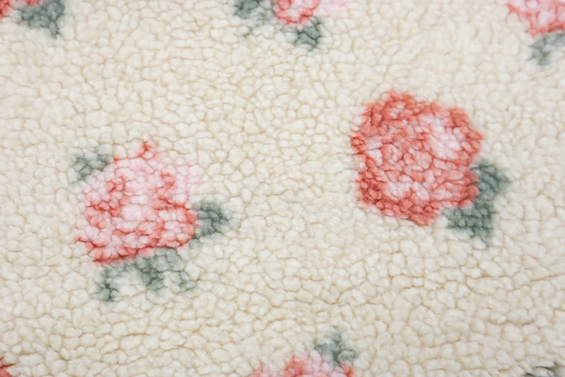 Teddy Stoff Jacquard Cute Roses