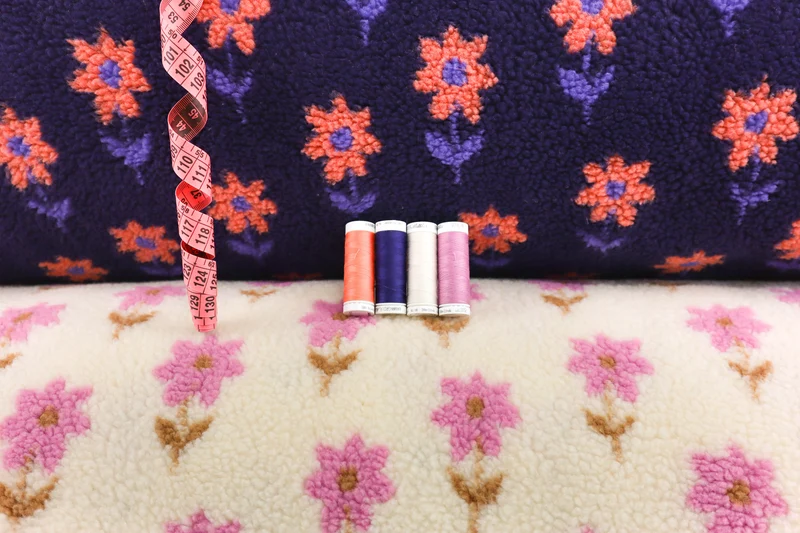 Teddy Stoff Jacquard Cute Flowers