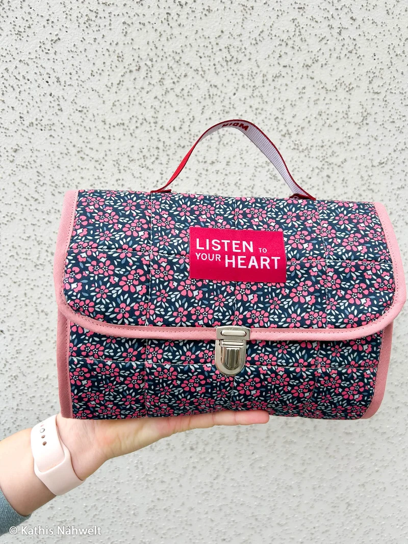 Baumwollstoff Dark Floral Romance