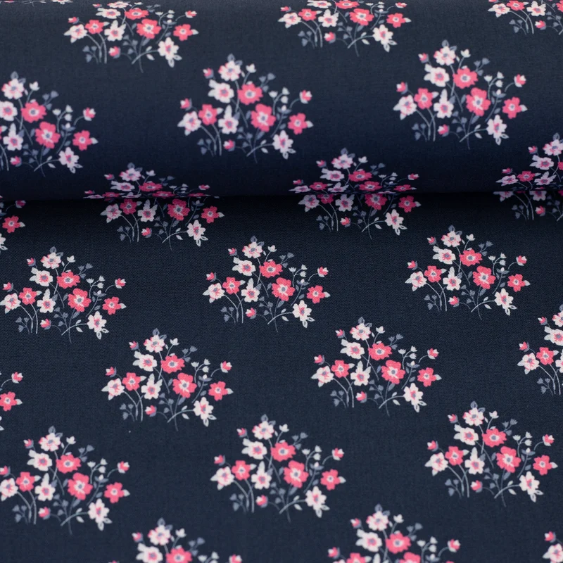 Baumwollstoff Dark Floral Romance