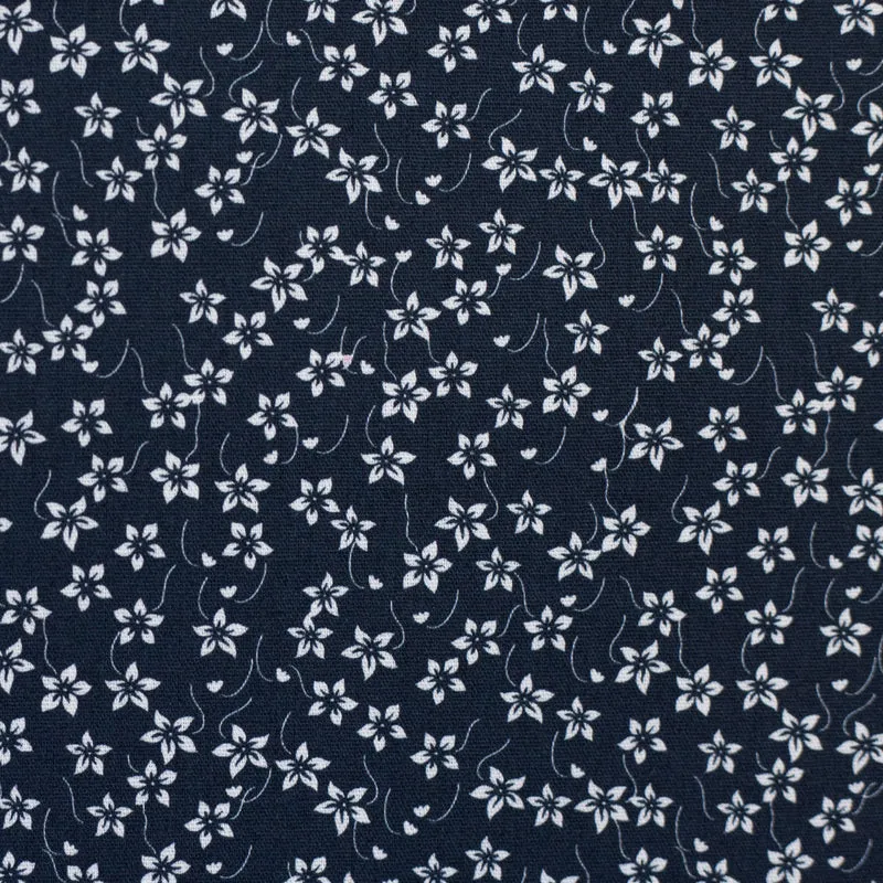 Baumwollstoff Dark Floral Romance
