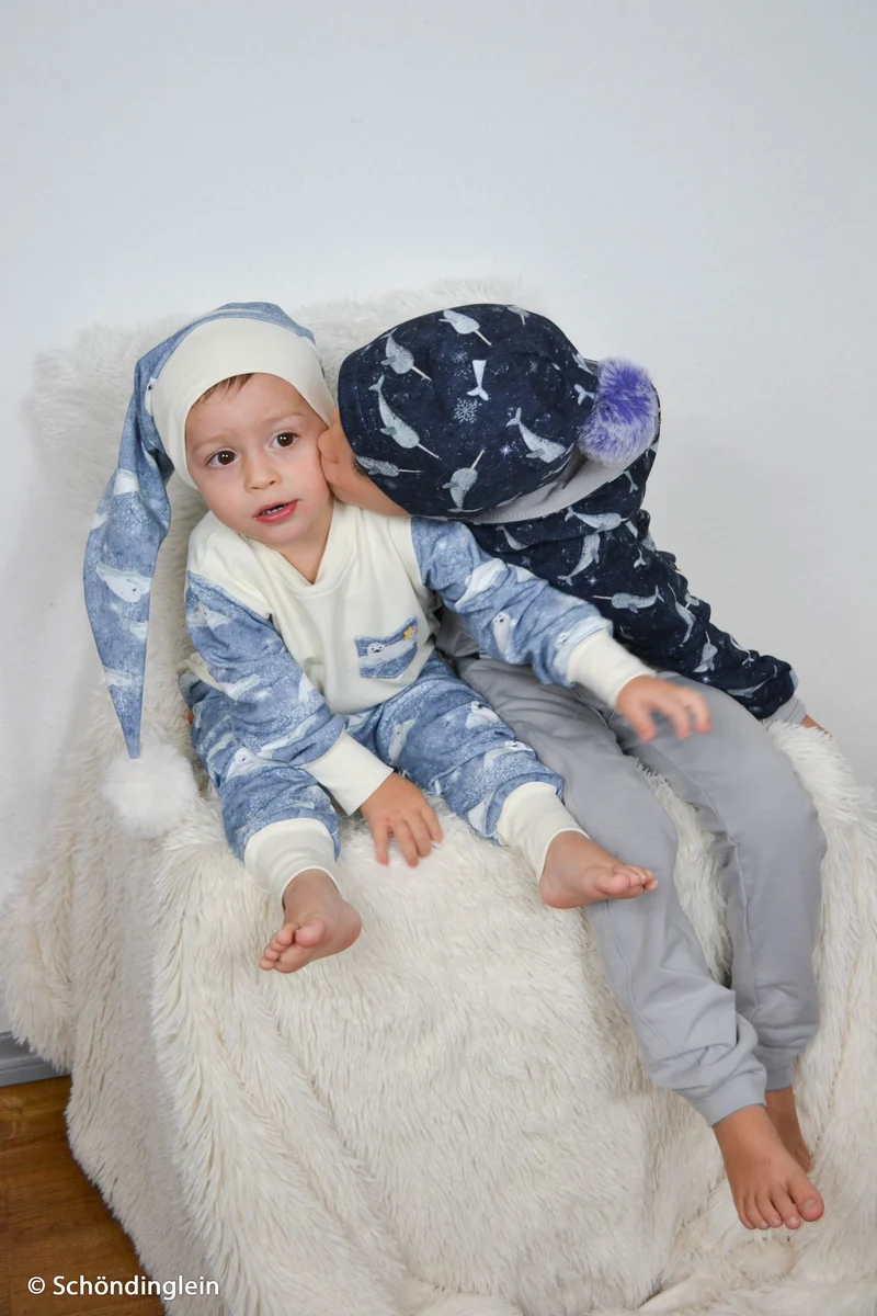 French Terry Arctic Narwale by Christiane Zielinski