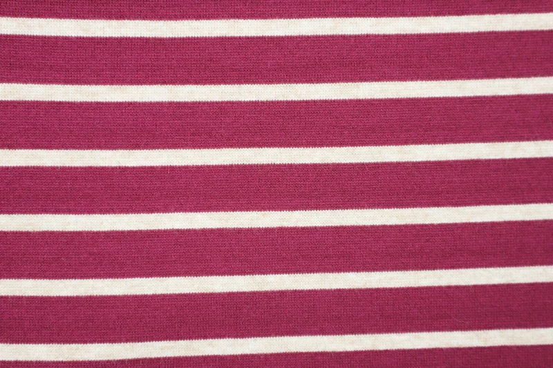Viskose Strickjacquard Marina Streifen - beere