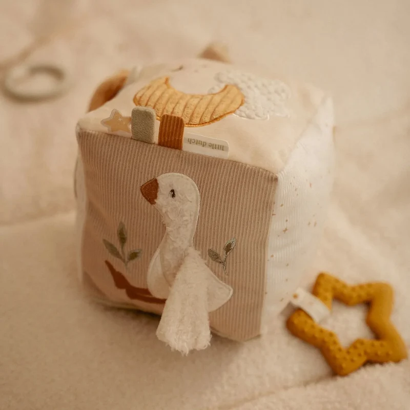Activiteitenkubus - Beige - Newborn Naturals