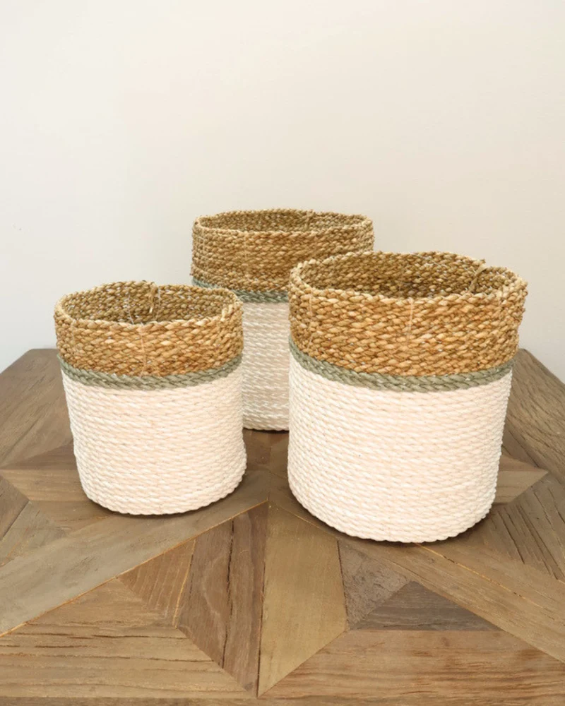 Geflochtene Fairtrade Körbe "Weiß/grün" von Eigen en Anders