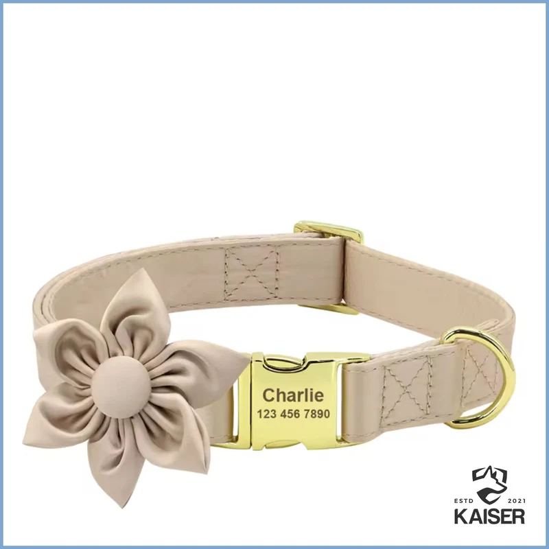 Personalisiertes Hundehalsband mit abnehmbaren Fliege und Blume
